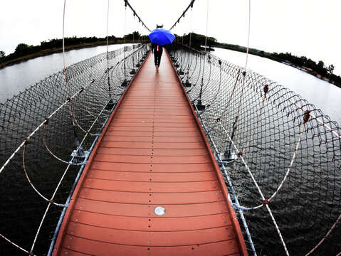 鄭培業－獨行虎月吊橋